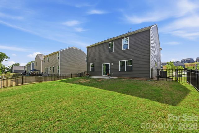 150 Scotsway Court, Troutman, NC 28166