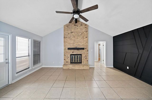 7021 Rivergate Dr, Corpus Christi, TX 78413