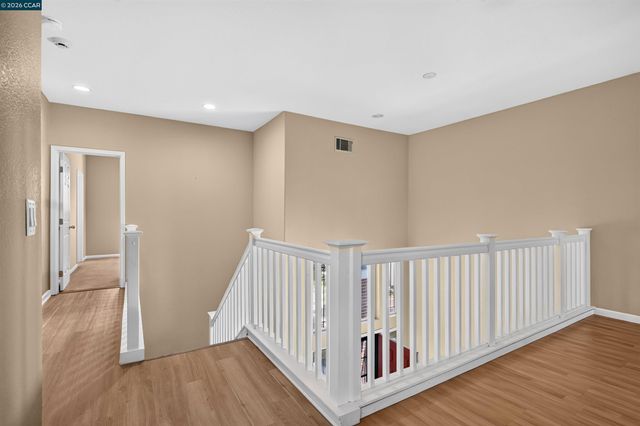 5230 Bay St, Rocklin, CA 95765
