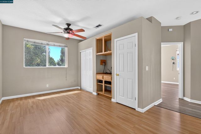 5230 Bay St, Rocklin, CA 95765