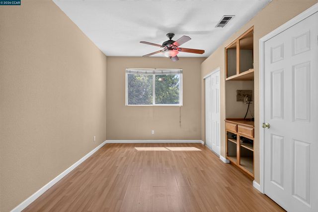 5230 Bay St, Rocklin, CA 95765
