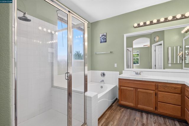 5230 Bay St, Rocklin, CA 95765
