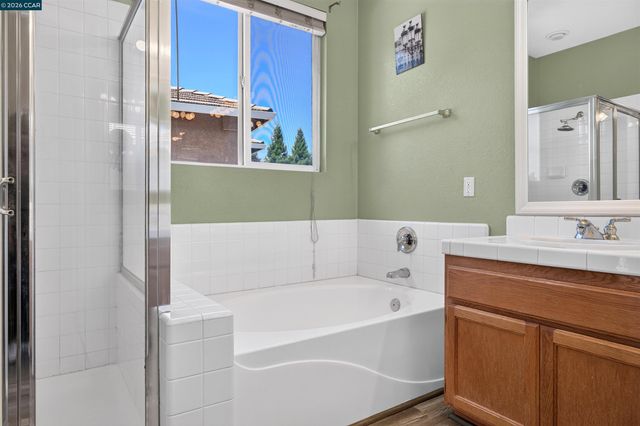 5230 Bay St, Rocklin, CA 95765