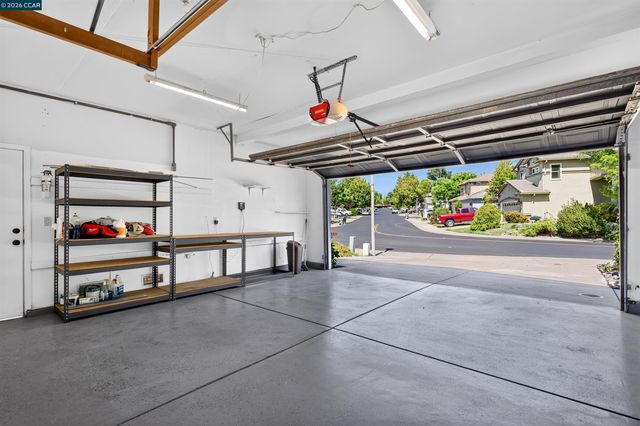 5230 Bay St, Rocklin, CA 95765