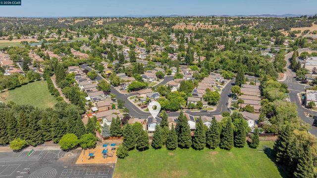 5230 Bay St, Rocklin, CA 95765