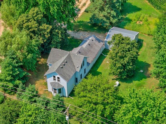 N2547 Highway 22, Poynette, WI 53955