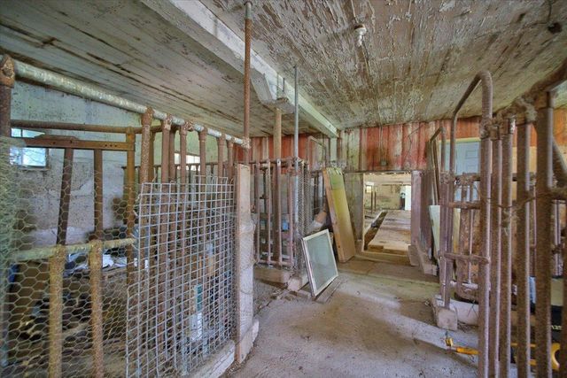 N2547 Highway 22, Poynette, WI 53955