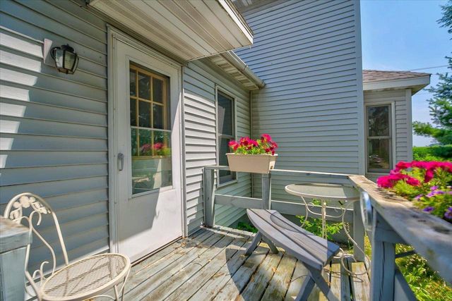 N2547 Highway 22, Poynette, WI 53955