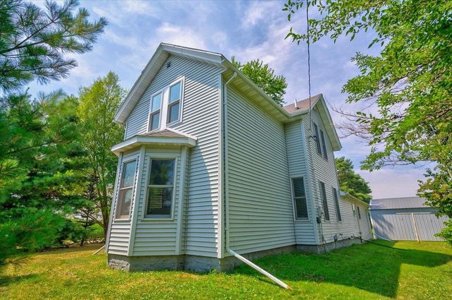 N2547 Highway 22, Poynette, WI 53955
