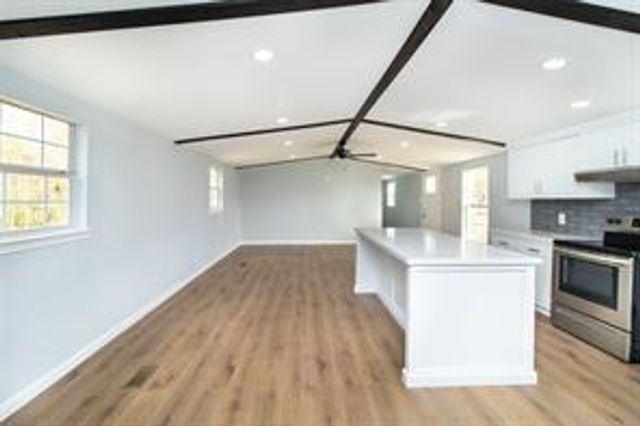 165 Hay Meadow Lane, Shepherd, TX 77371