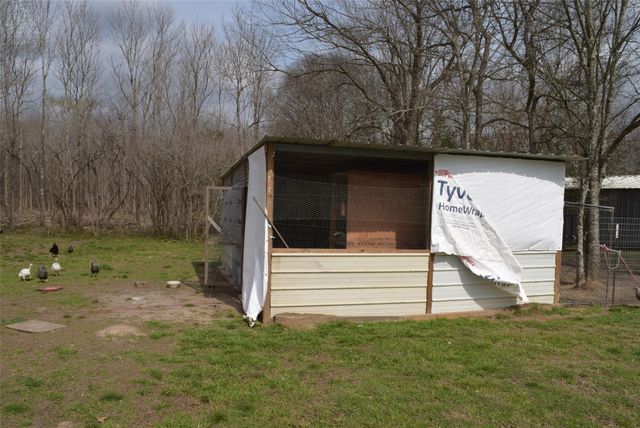 165 Hay Meadow Lane, Shepherd, TX 77371