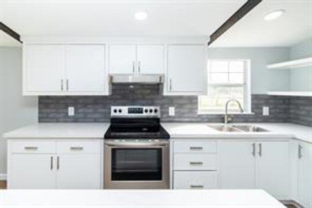 165 Hay Meadow Lane, Shepherd, TX 77371