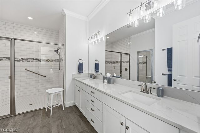 1179 S Town And River DR, Fort Myers, FL 33919