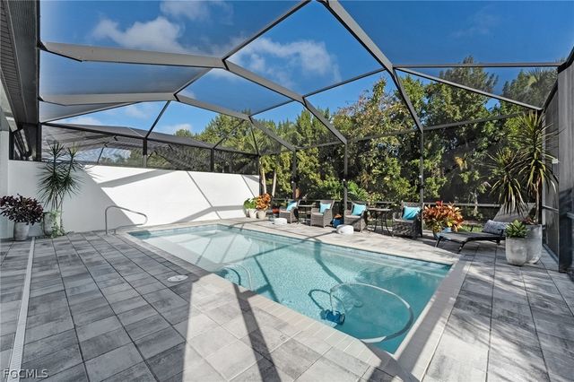 1179 S Town And River DR, Fort Myers, FL 33919