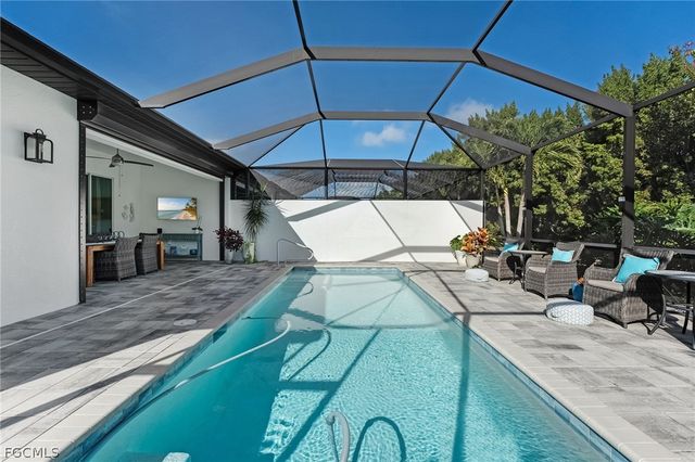 1179 S Town And River DR, Fort Myers, FL 33919