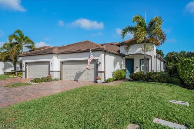1179 S Town And River DR, Fort Myers, FL 33919
