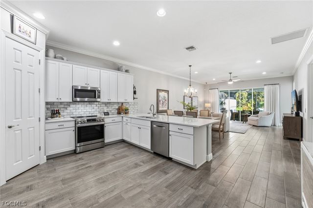 1179 S Town And River DR, Fort Myers, FL 33919