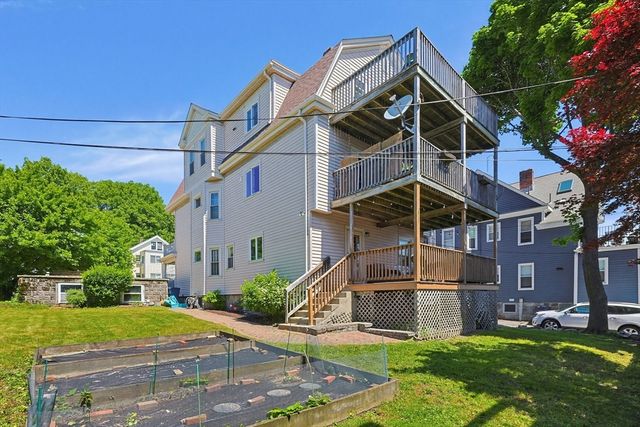 1536 Centre St 1, Boston, MA 02131