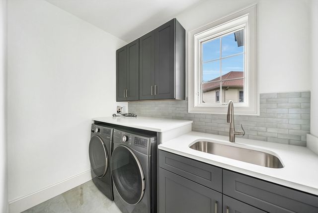 67 Van Roosen, Newton, MA 02459