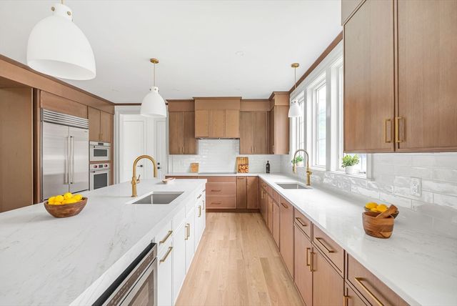 67 Van Roosen, Newton, MA 02459