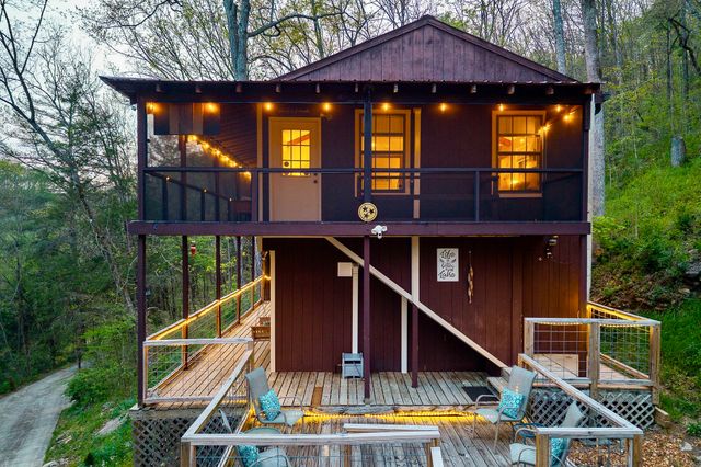 510 Wilson Dr, Smithville, TN 37166