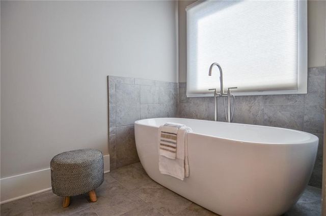 4250 Castlewood Road, Cumming, GA 30040