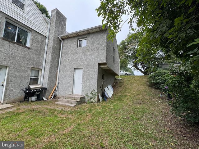 131 MODENA RD, Coatesville, PA 19320