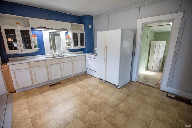 419 S Cherry Street, Akron, IN 46910