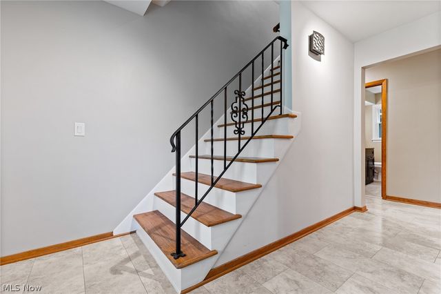4618 S Arlington Road, Green, OH 44685