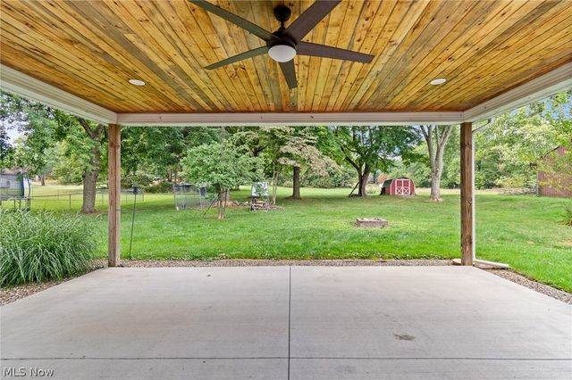 4618 S Arlington Road, Green, OH 44685