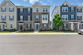 1706 Defiance DR, Chesapeake, VA 23323