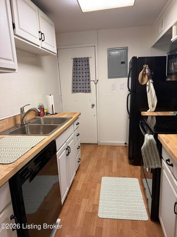 1040 Cherokee Rd APT E3, Louisville, KY 40204