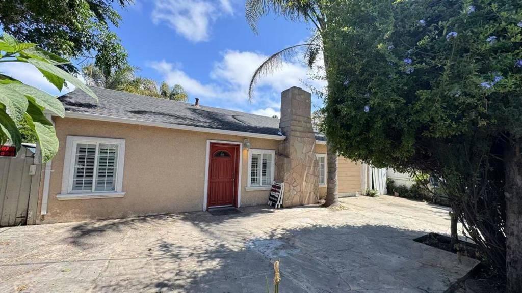 315 Garden Street, East Palo Alto, CA 94303