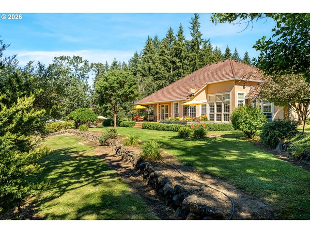 19560 Ne HERRING Ln, Newberg, OR 97132
