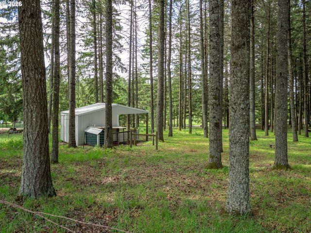 19560 Ne HERRING Ln, Newberg, OR 97132