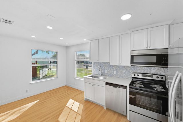 2116 Caprice DR, Killeen, TX 76543