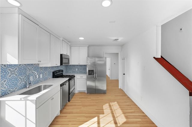 2116 Caprice DR, Killeen, TX 76543