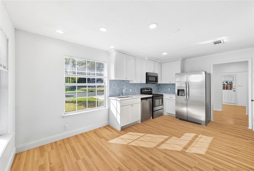 2116 Caprice DR, Killeen, TX 76543