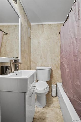 456 S Hawthorne Street, Westland, MI 48186