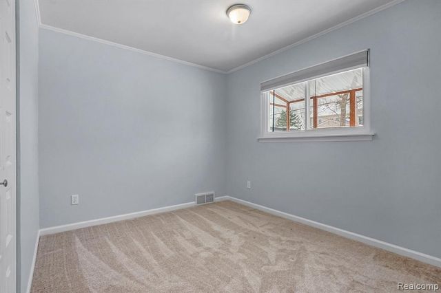 456 S Hawthorne Street, Westland, MI 48186