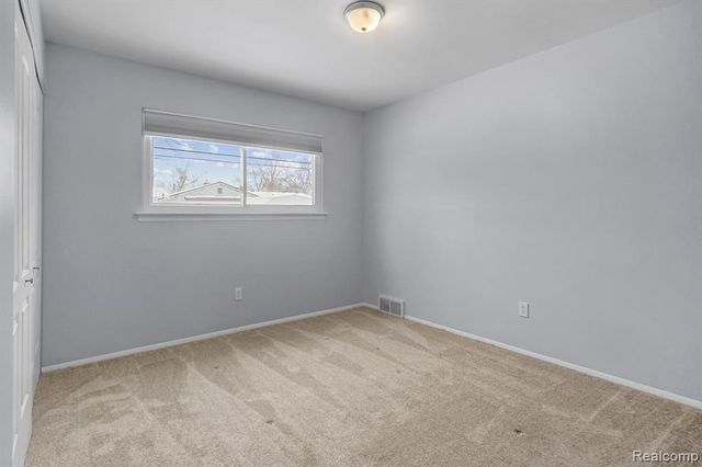 456 S Hawthorne Street, Westland, MI 48186