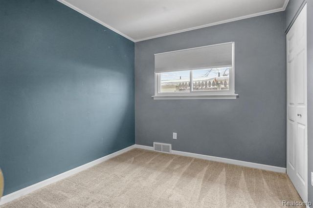 456 S Hawthorne Street, Westland, MI 48186