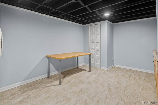 456 S Hawthorne Street, Westland, MI 48186