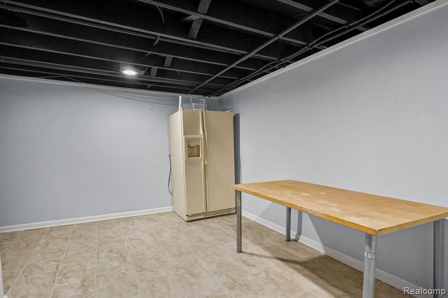 456 S Hawthorne Street, Westland, MI 48186