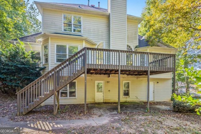 527 Country Club Drive, Stockbridge, GA 30281