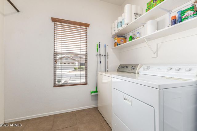 44296 W DESERT PLANT Trail, Maricopa, AZ 85139