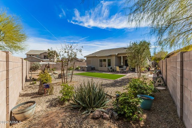 44296 W DESERT PLANT Trail, Maricopa, AZ 85139