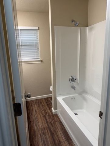 2512 Colleen Drive, Arlington, TX 76016