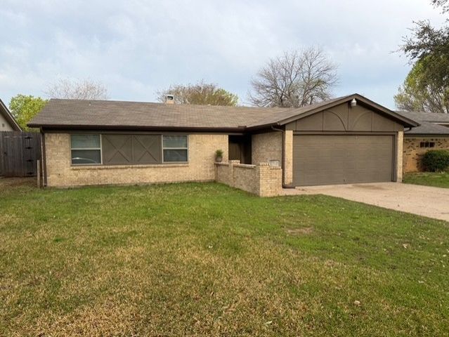 2512 Colleen Drive, Arlington, TX 76016