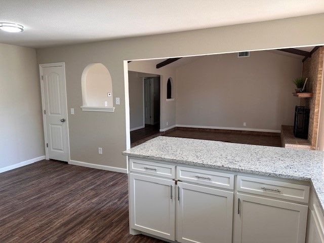 2512 Colleen Drive, Arlington, TX 76016